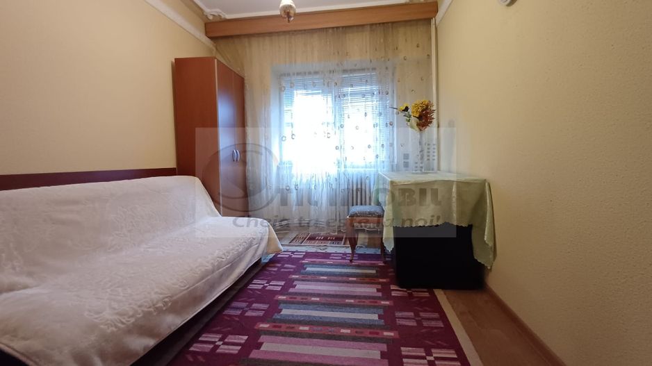 Apartament 3 Camere Decomandat – Blv Independenței- 550 euro - Poză 14