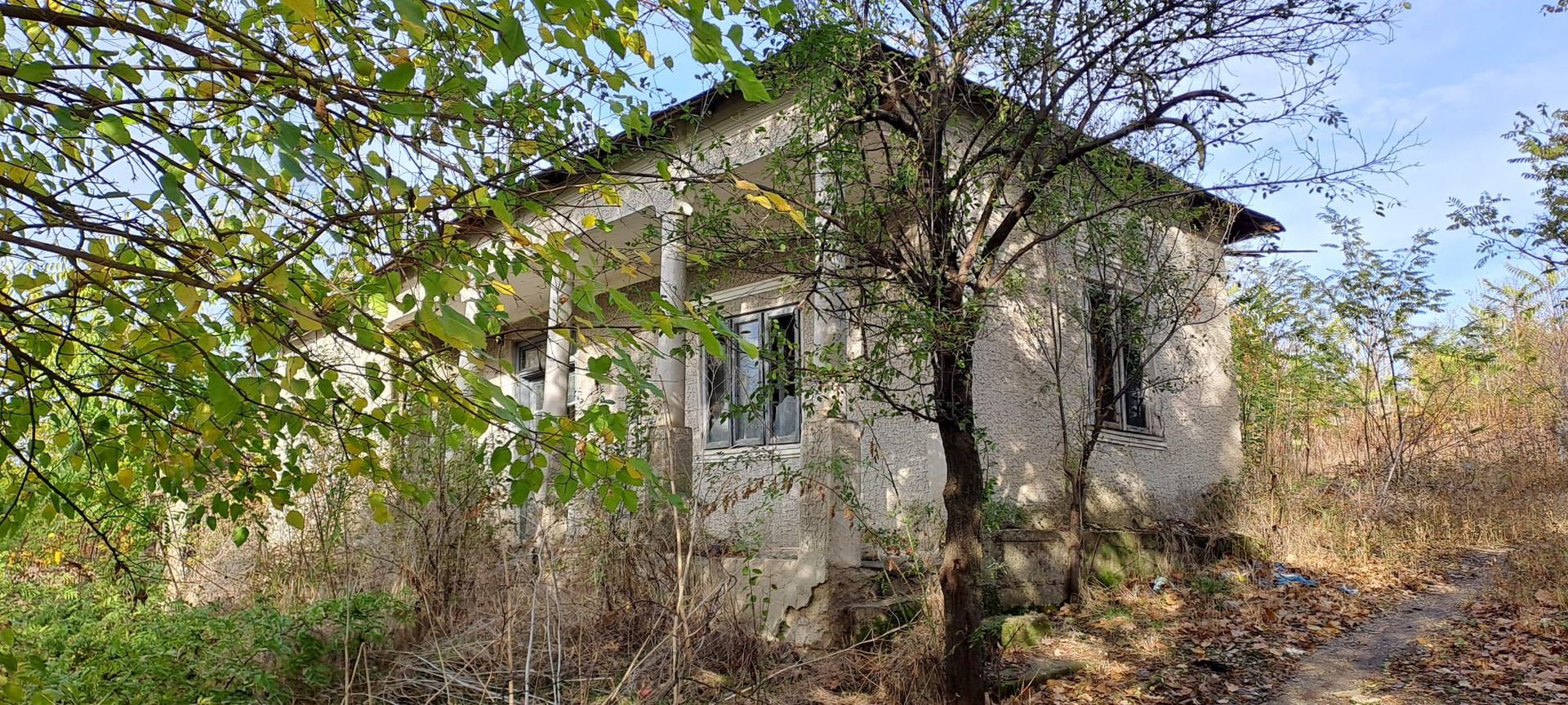 Giurgiu, comuna DAIA, casa demolabila, teren 1300 mp, dubla deschidere - Poză 1