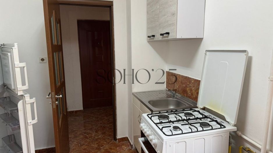 Închiriez 3 camere Tineretului - Poză 8