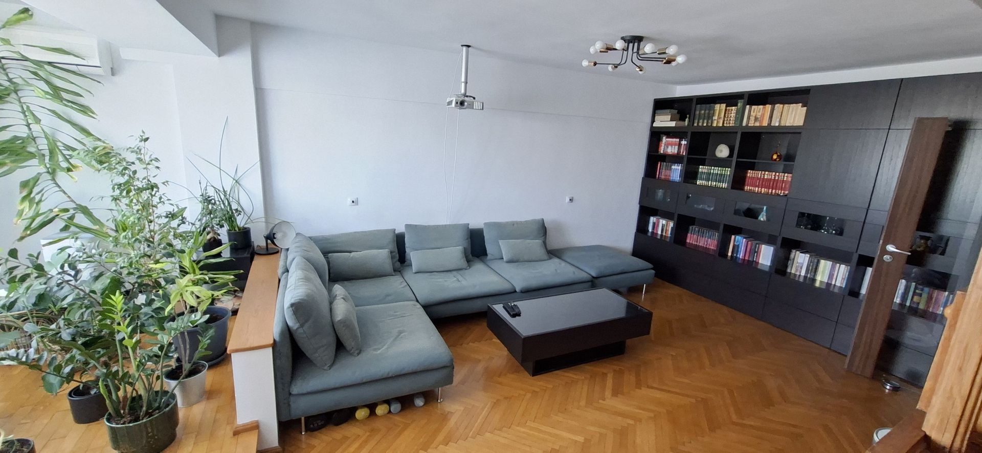 Apartament cu 4 camere si scara interioara - zona Judeatan - Poză 3