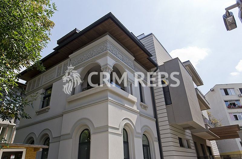 CLADIRE SPECTACULOASA IN DOMENII - Poză 2