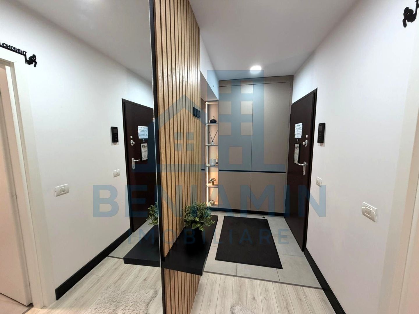 Apartament-2-Camere-Mobilat-Utilat-Lux-Top City-Tractorul - Poză 8