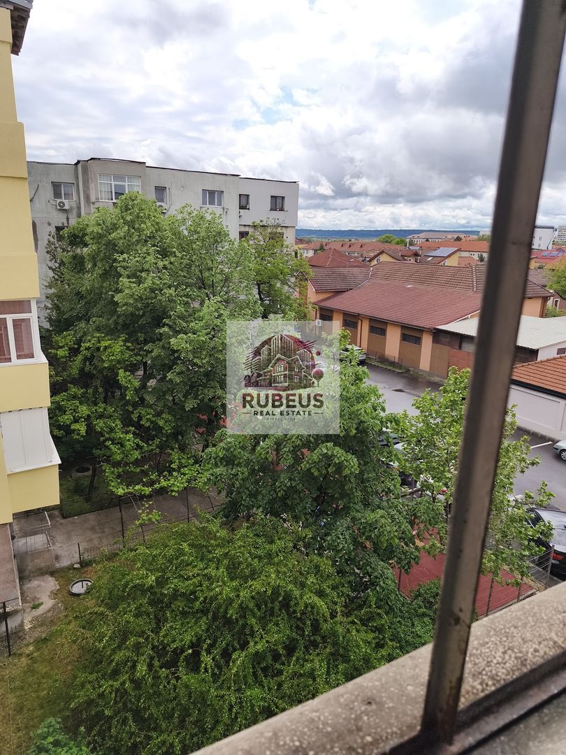 Apartament 4 camere, 77 mp, 2 balcoane, etaj 3 – Topolniței - Poză 9