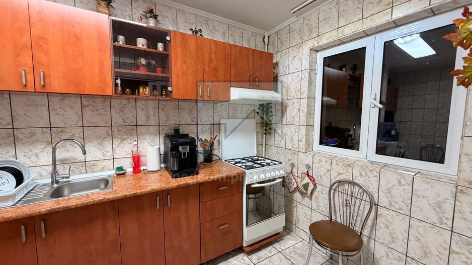 Vanzare apartament 3 camere - Berceni - Izvorul Rece - Poză 12