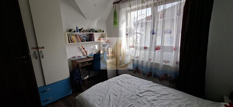 Casă individuală, 816 mp teren | Panouri fotovoltaice 6KW | Dumbravita - Poză 4