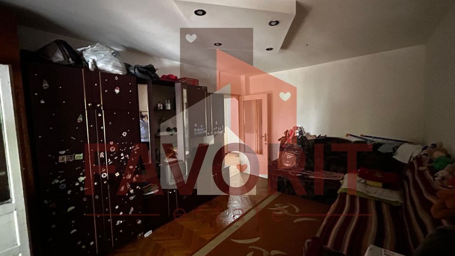 Apartament 3 camere decomadat, zona Dambovita - Poză 2
