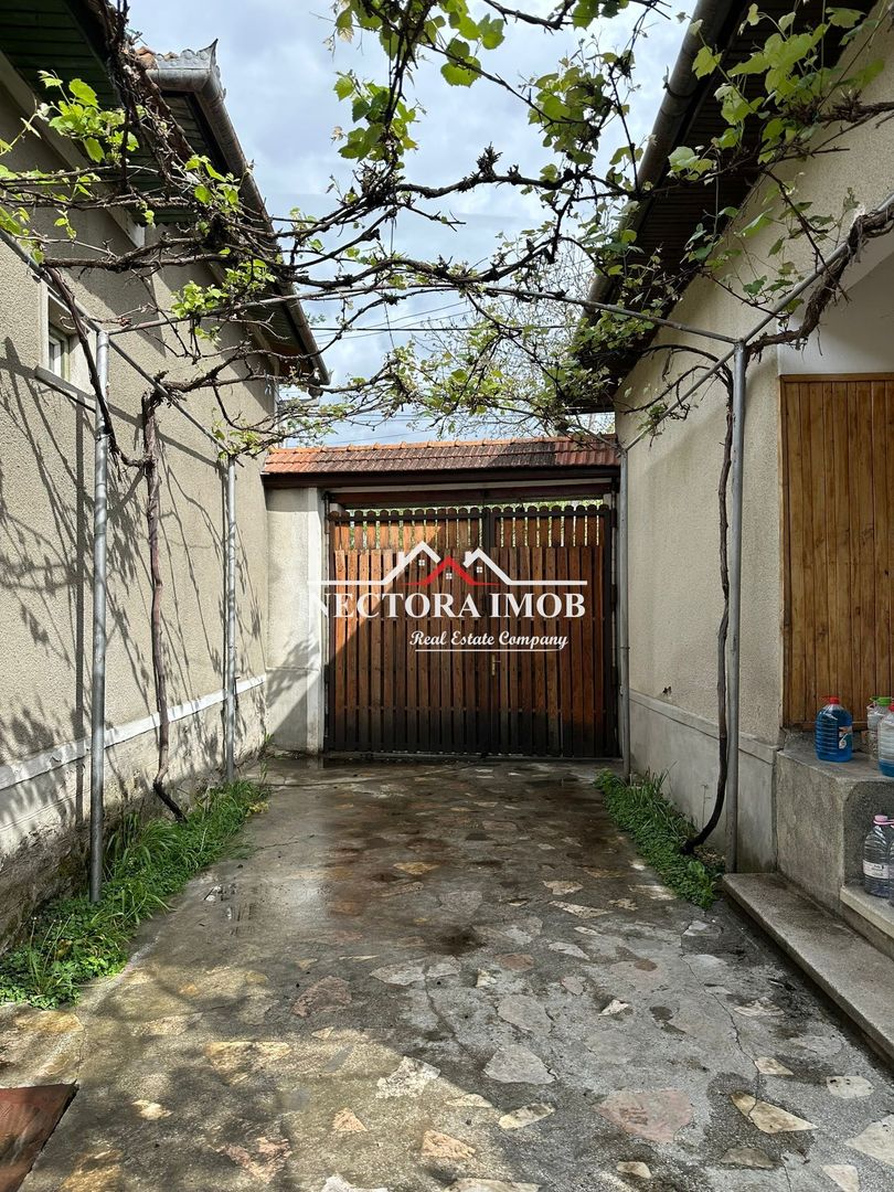 NECTORA IMOB Exclusivitate-Casa 5 camere, 2 bucatarii, 2300 mp teren - Poză 11