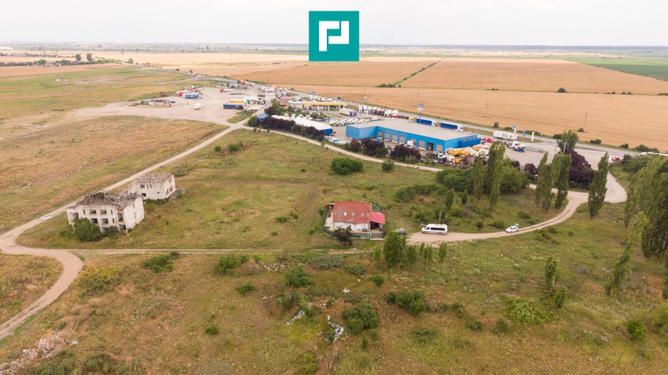 Casă cu mansardă, teren 410 mp - Poză 21
