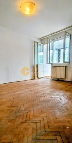 FARA RISC - Piata Nicolina -2 Camere - Decomandat -  Etaj 1 - Poză 2