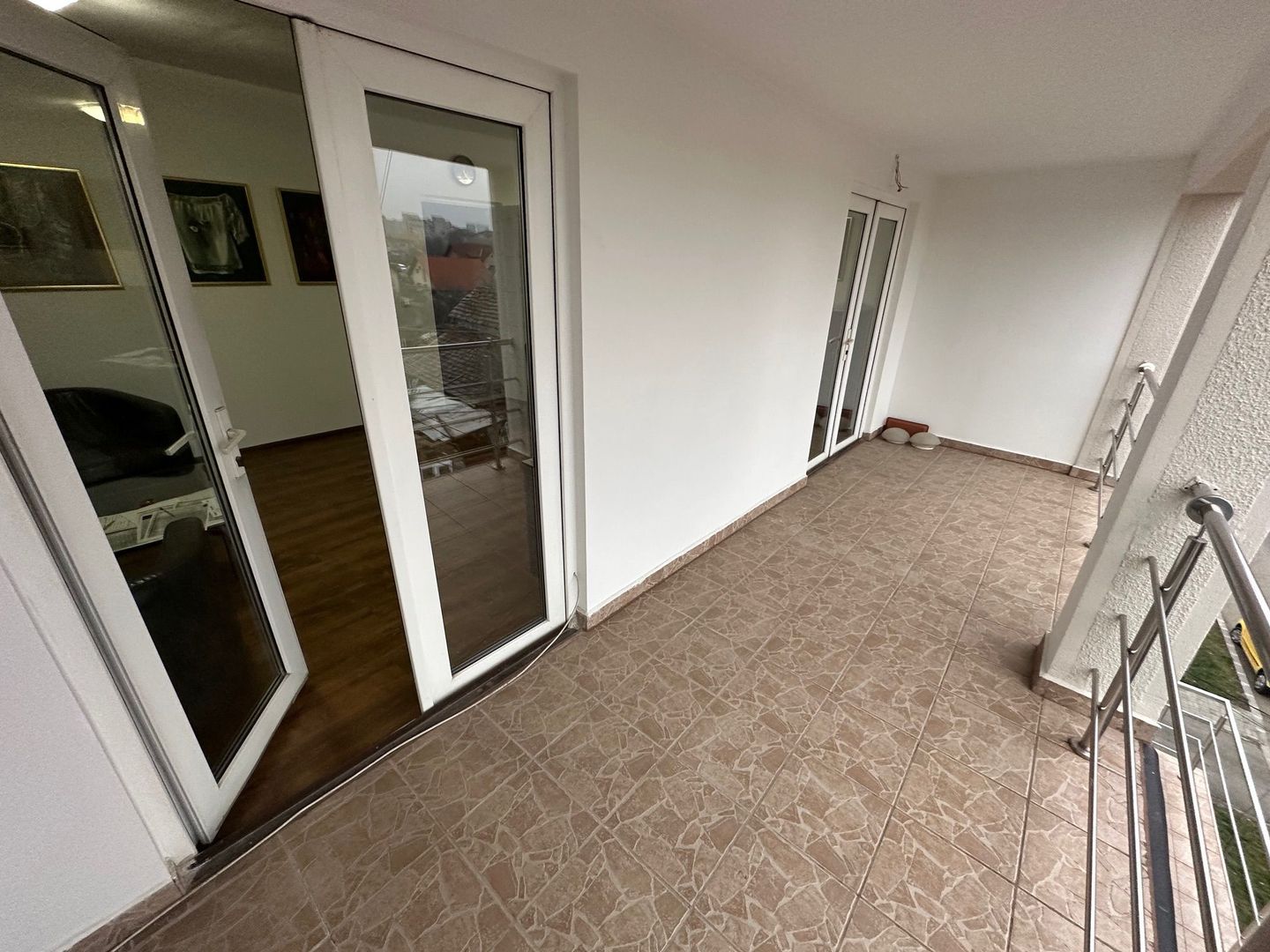 Cladire pretabila spațiu birouri/ clinica - Poză 21