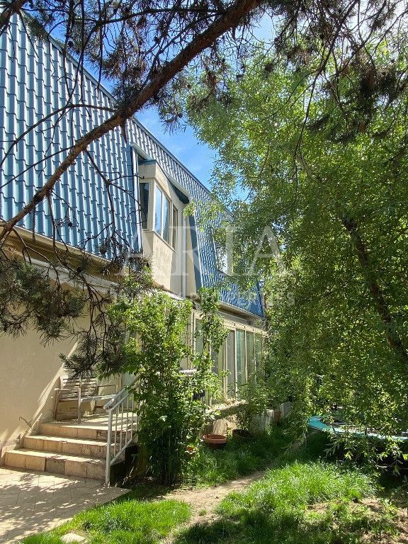 Vilă cu piscină | COMPLEX REZIDENTIAL EROU IANCU NICOLAE - Poză 5