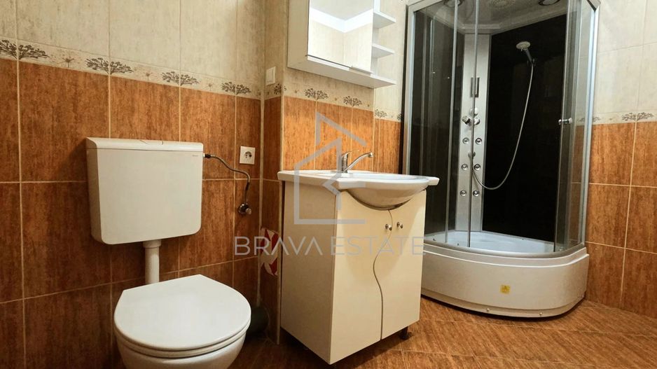 Apartament de închiriat 40 mp, parter,loc de parcare,  zona Eroilor, Floresti - Poză 5