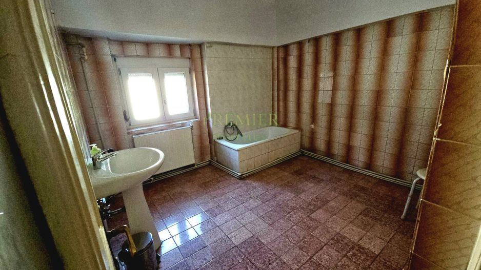 Vila , Capitale de vanzare ideal Birouri |rezidential - Poză 14