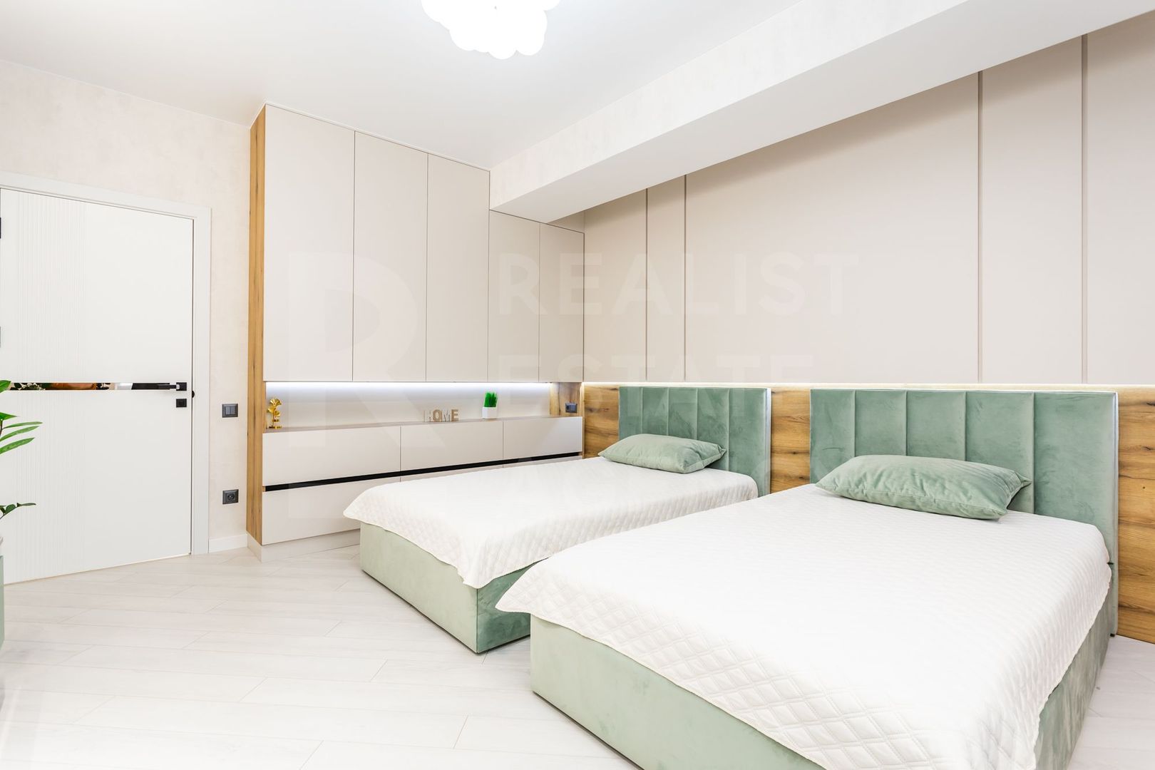 Vânzare, apartament, 3 camere, strada Nicolae Milescu Spătaru, Ciocana - Poză 5