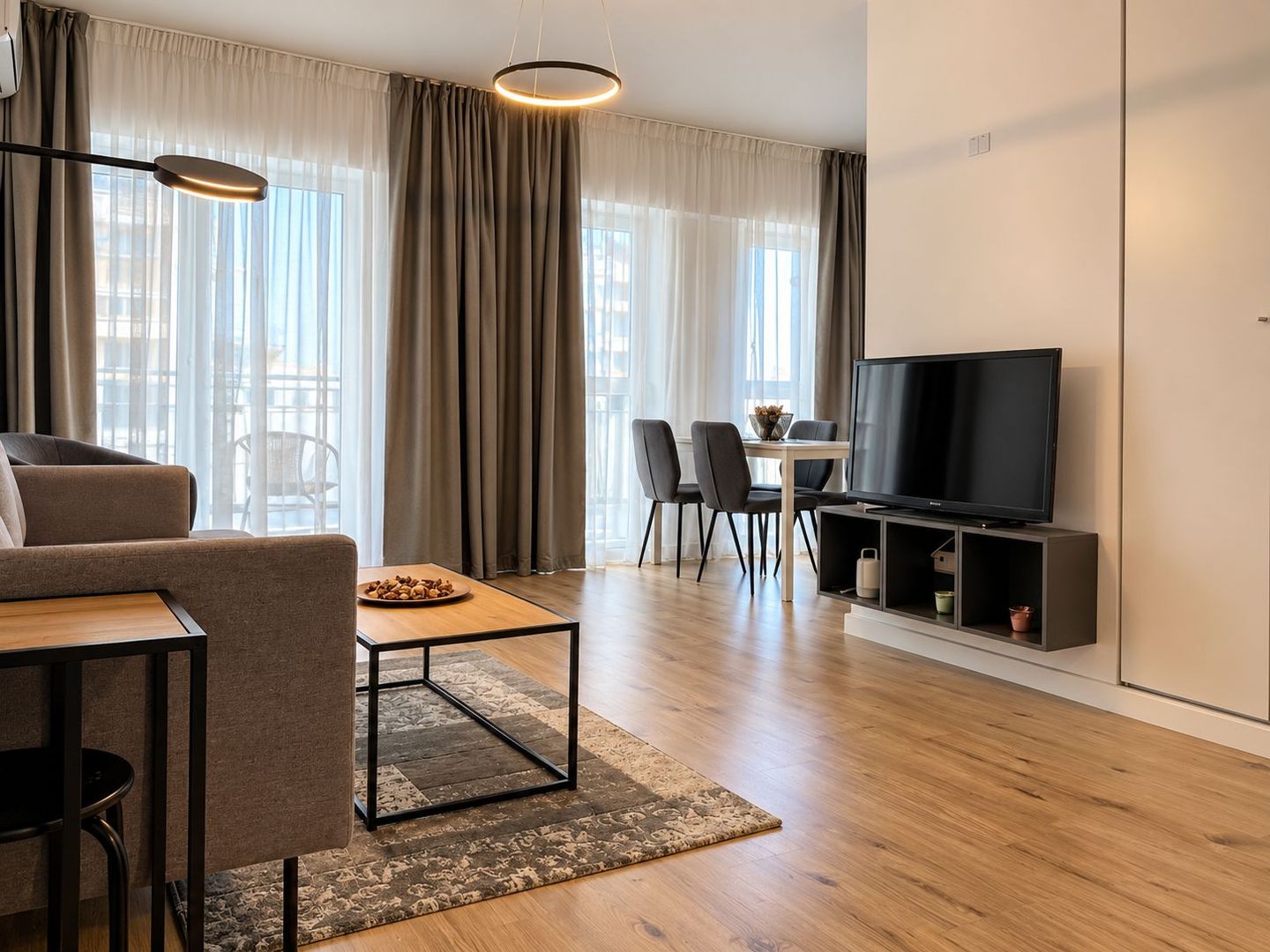 For Rent Modern 3-Room Apartment | Belvedere Residence | Pipera Metro - Poză 1