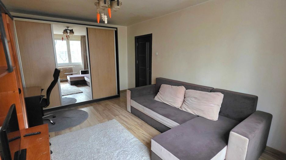 Garsonieră decomandată, mobilată și luminoasă – Metrou Valea Ialomiței - Poză 2