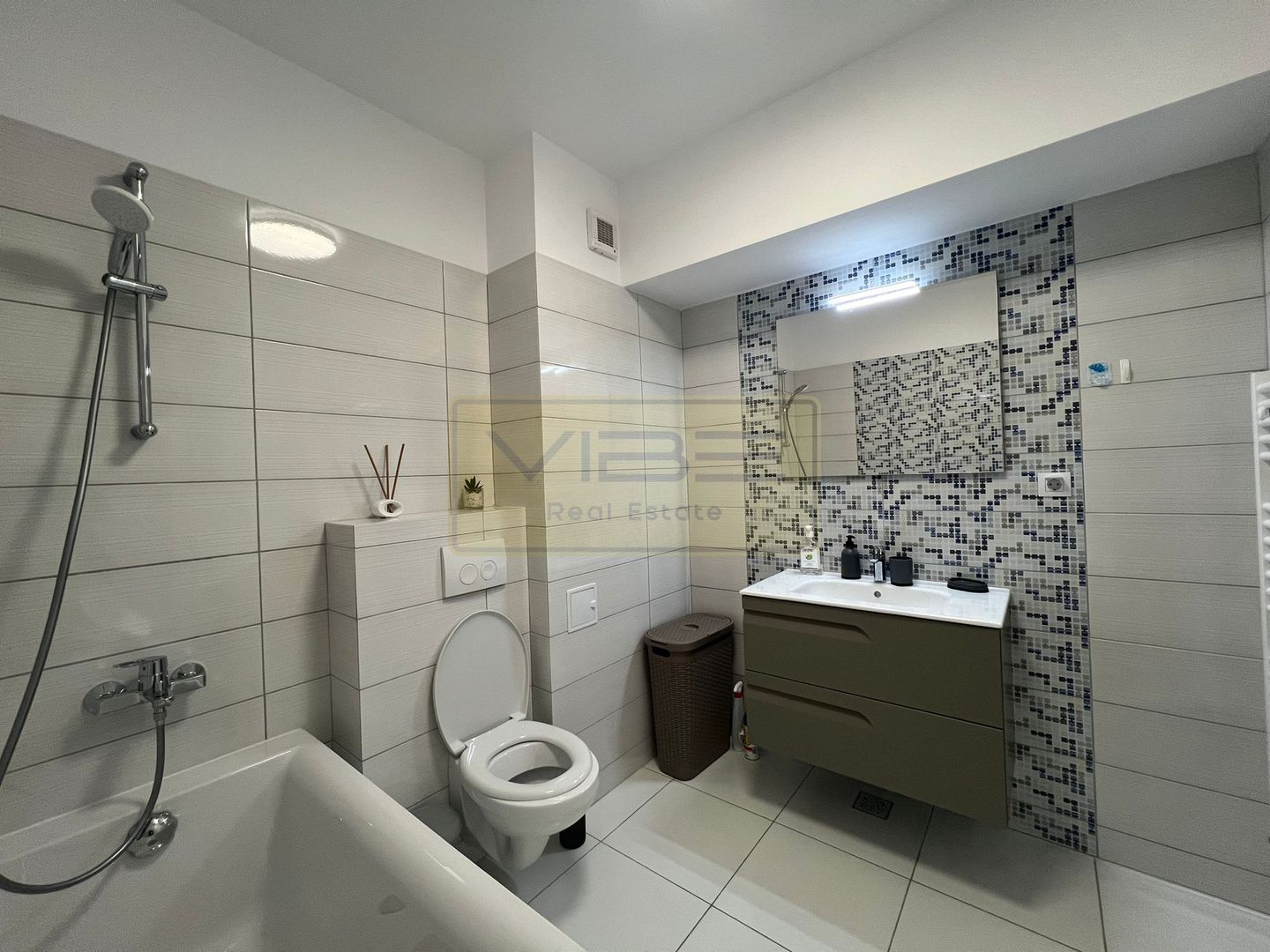 Apartament 2 camere decomandat Conest Evolution - Poză 11