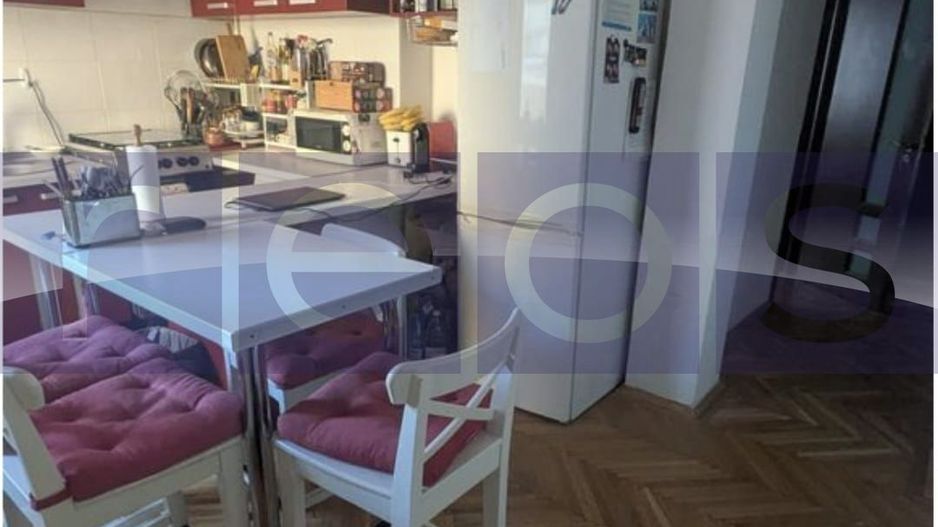 VANZARE  3 CAMERE  IN  VILA INTERBELICA  –PIATA VICTORIEI - Poză 2