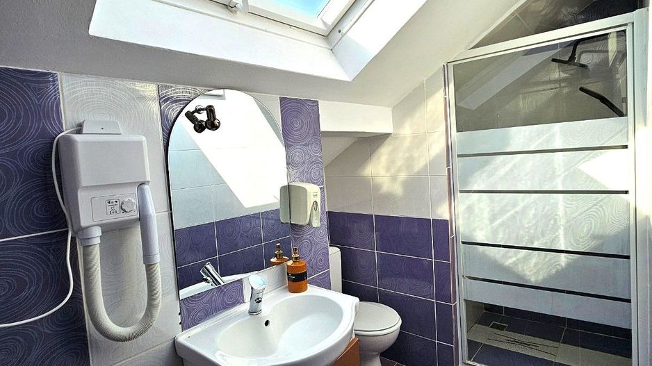 Hotel boutique | Pretabil cămin seniori, centru recuperare | Otopeni - Poză 11