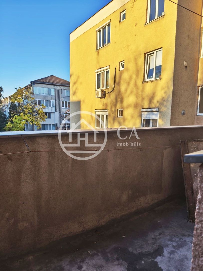 Apartament cu 4 camere de vanzare in zona Dacia, Oradea - Poză 12