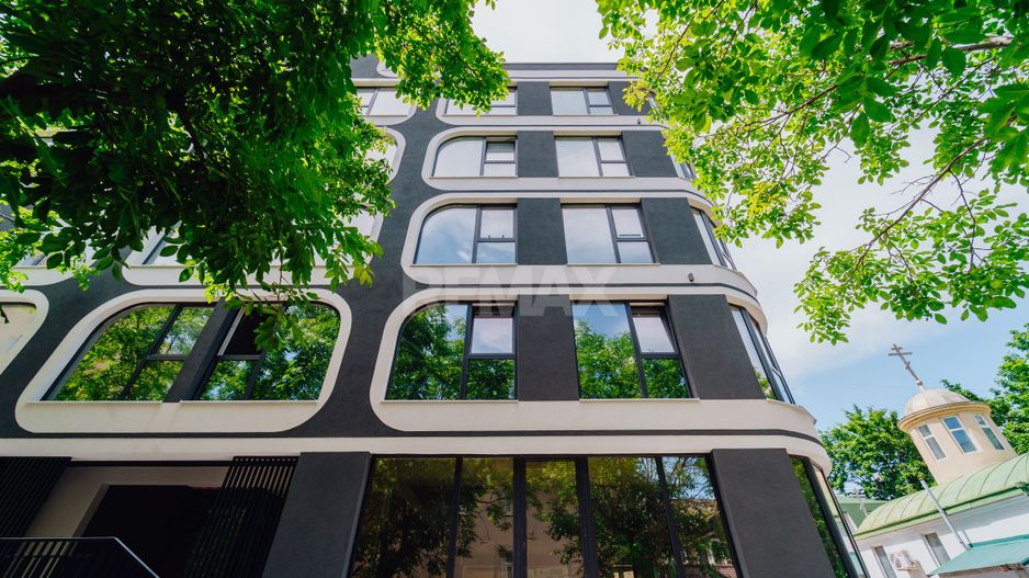 Penthouse 92,2 m² în Buiucani | Terase generoase | Lift direct - Poză 1