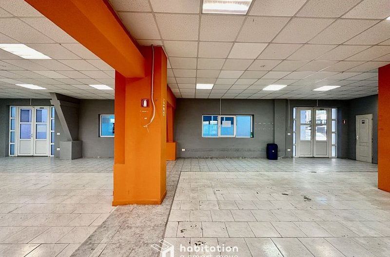 Birou în clădire mixtă - semicentral - Poză 3