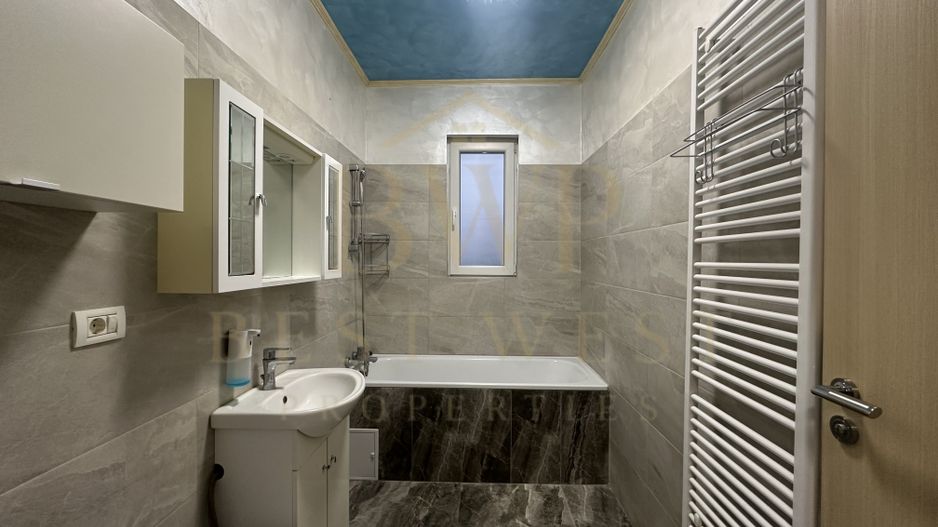 Apartament cu 2 camere, decomandat, curte, Giroc - Poză 9