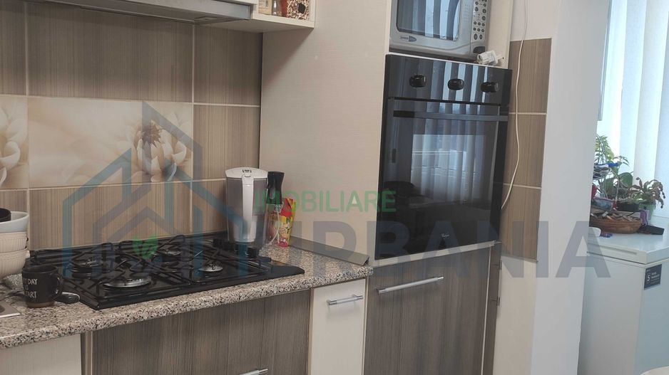Apartament 3 camere, decomandat, în cartierul Tomești - Poză 4