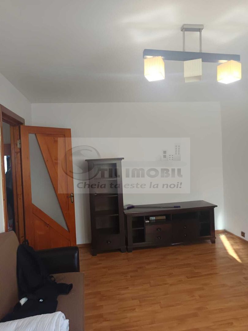 Apartament 2 camere, 52 mp, 3/4, Podu de Piatra - 96.000 euro ! - Poză 2