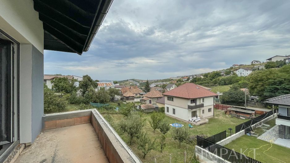 Casa tip duplex, in Dezmir! - Poză 19