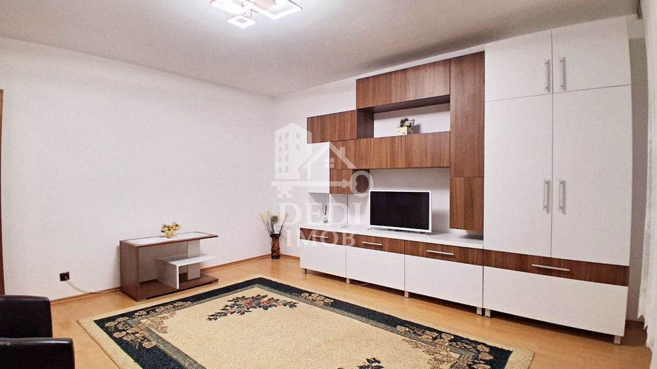 Apartament cu 3 camere de inchiriat zona Rogerius, Oradea - Poză 2