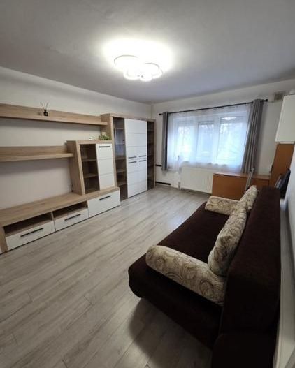 Apartament 3 camere decomandat – Strada Soveja /DACIA - Poză 1