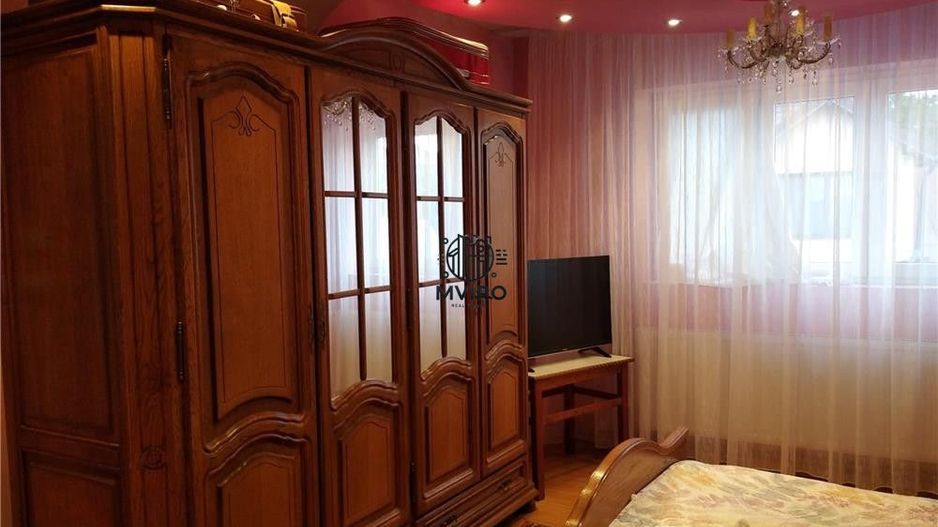 COMISON 0% /Casa de vanzare in Targoviste - zona Campulung, langa Liceul Petru C - Poză 8