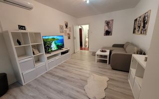 Garsoniera Luminoasa zona Parc Tineretului. Renovata. Mobilata. - Poză 1
