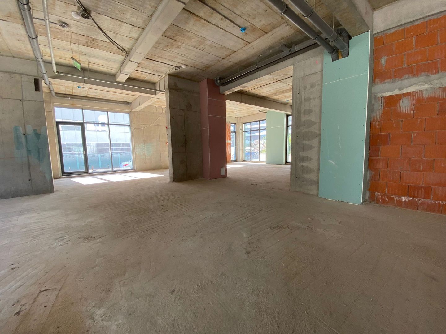 SPATIU COMERCIAL I CONSTRUCTIE NOUA  I ZONA PIPERA - Poză 5