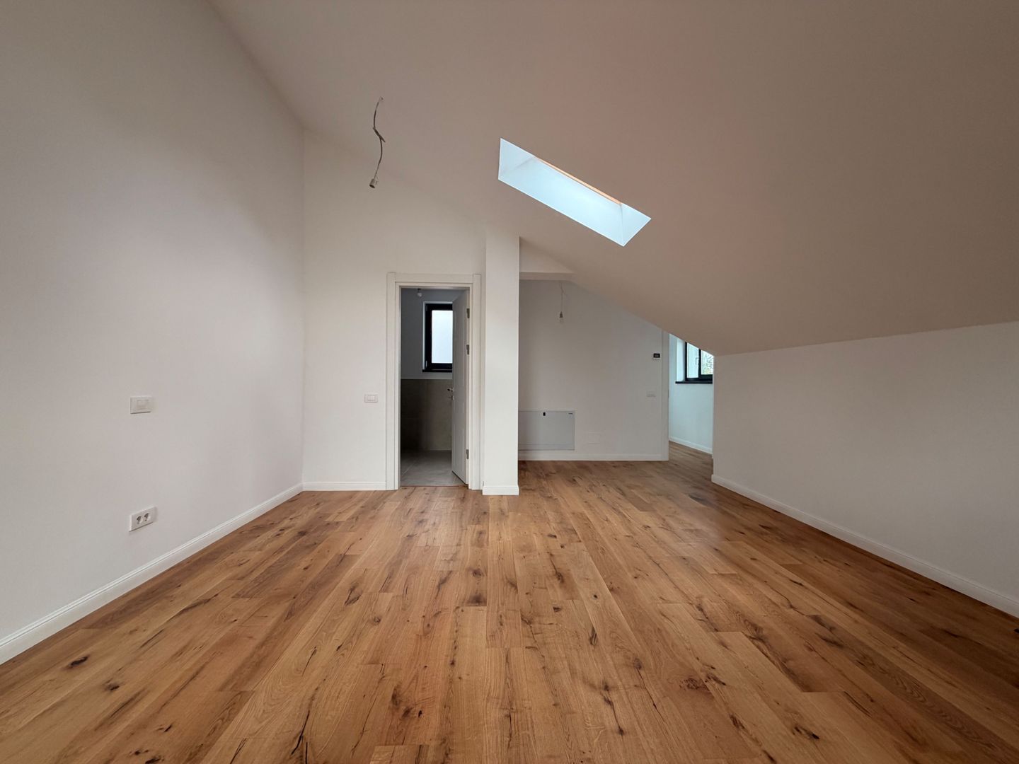 DUPLEX LAMINORULUI | LAMINORULUI | ZONA LINISTITA - Poză 4