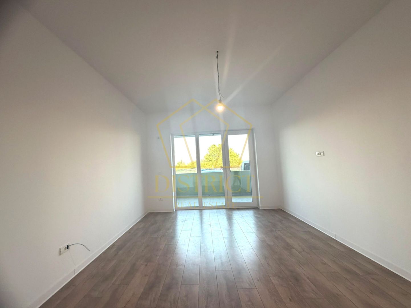 Apartament superb cu 3 camere și grădină I Giroc - Poză 1
