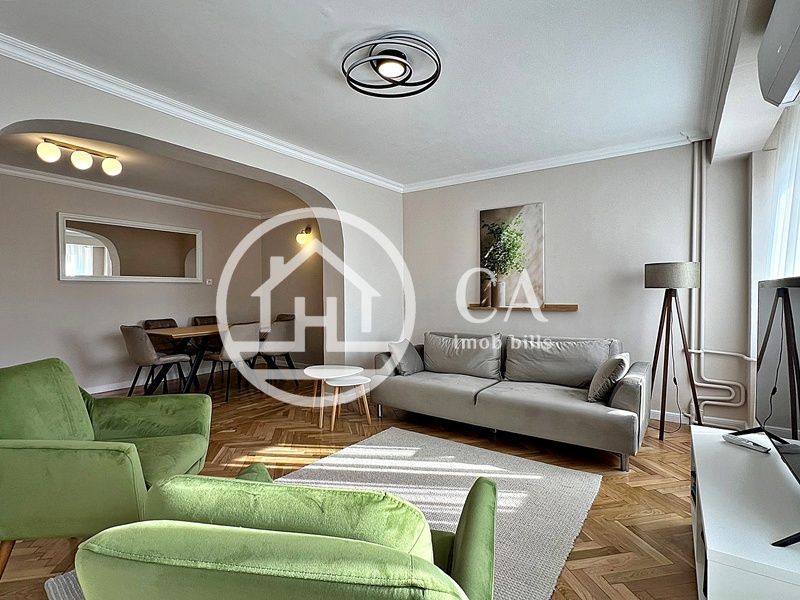 Apartament de închiriat cu 4 camere în zona Ultracentrală, Oradea - Poză 1