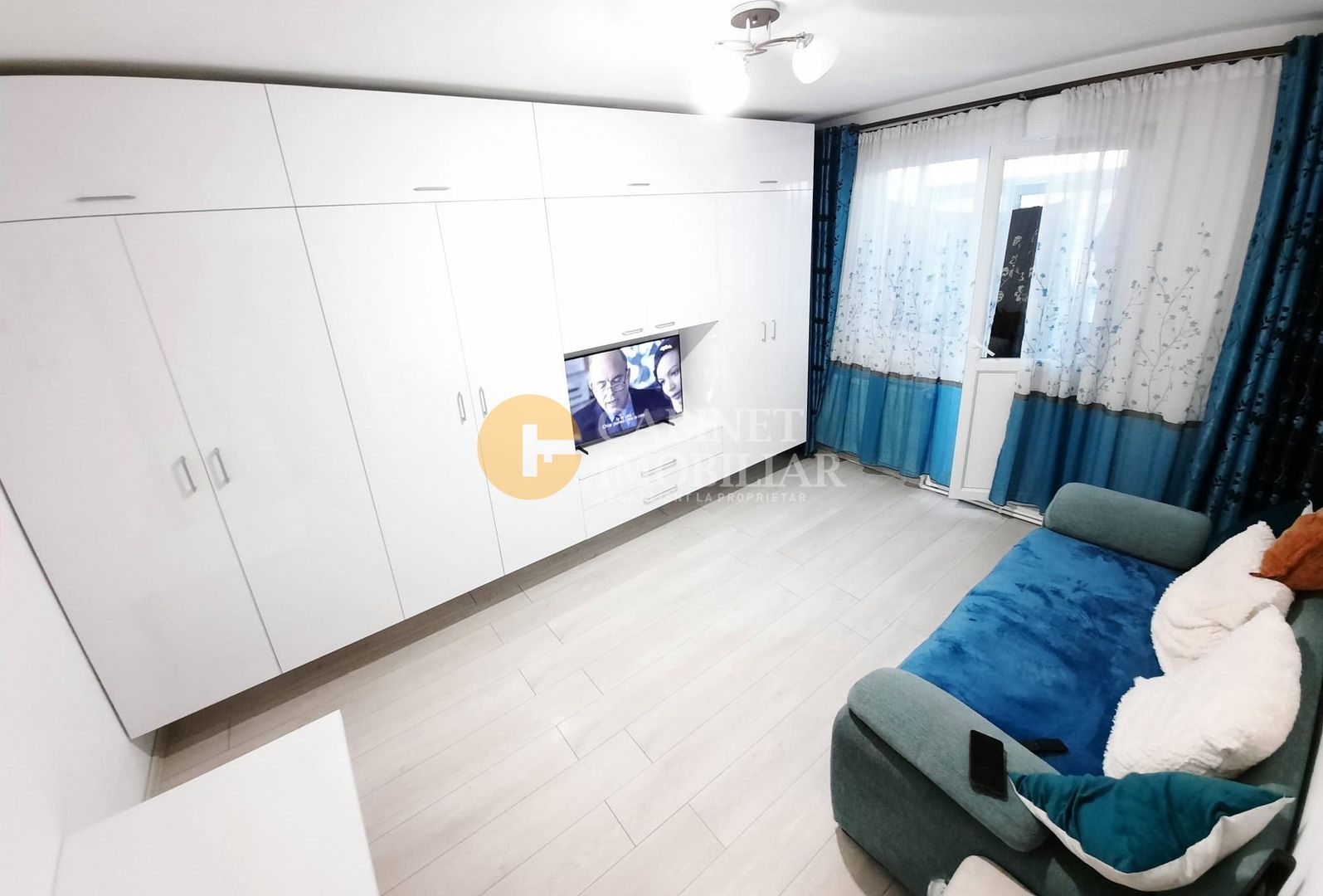 Zona Alexandru cel Bun - 2 Camere Decomandat - Etaj Intermediar - Poză 1