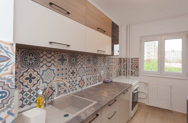 AP. 2 CAMERE- RAHOVA, BUCATARIE INCHISA, MOBILAT/ UTILAT MODERN - Poză 10