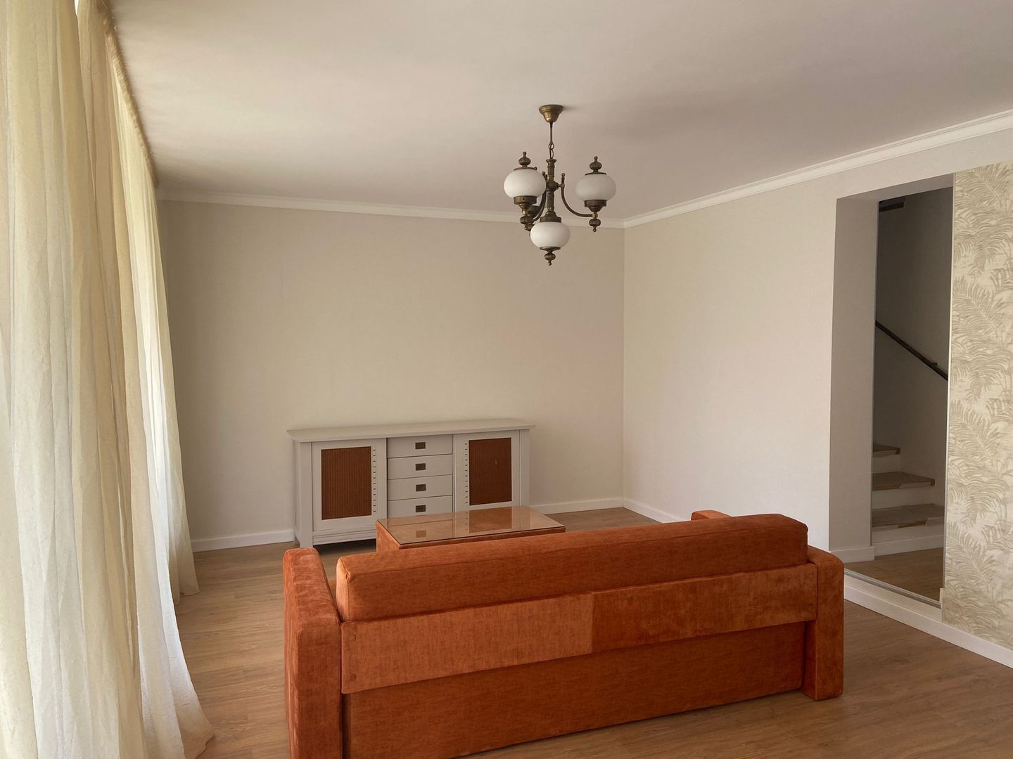 Vilă 4 camere | Vis-a-vis Porsche Nord | Pipera | Curte 200 mp | Garaj - Poză 3