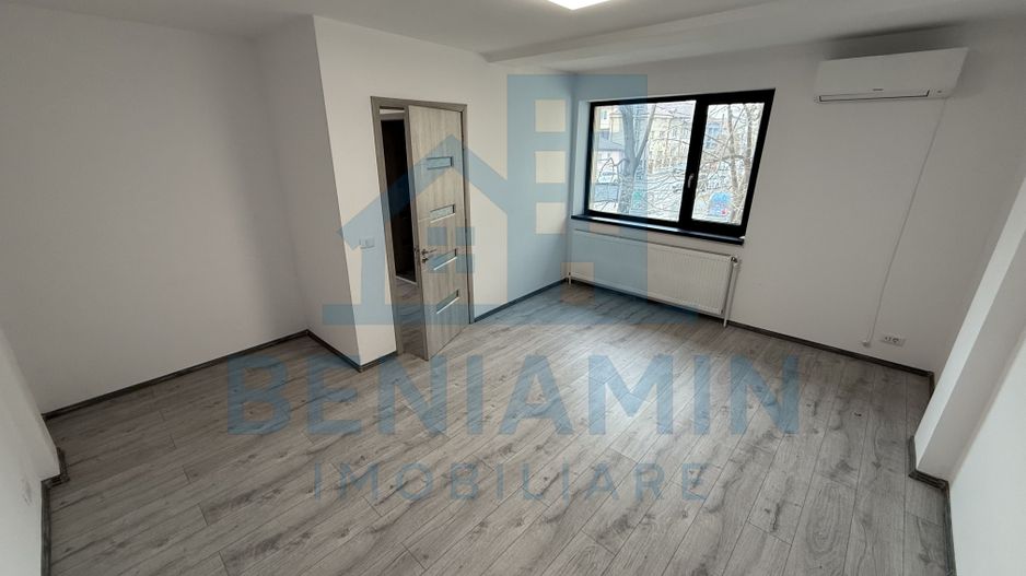 Spatiu Central - Nanterre - 111mp - trafic pietonal - Disponibil - Poză 1