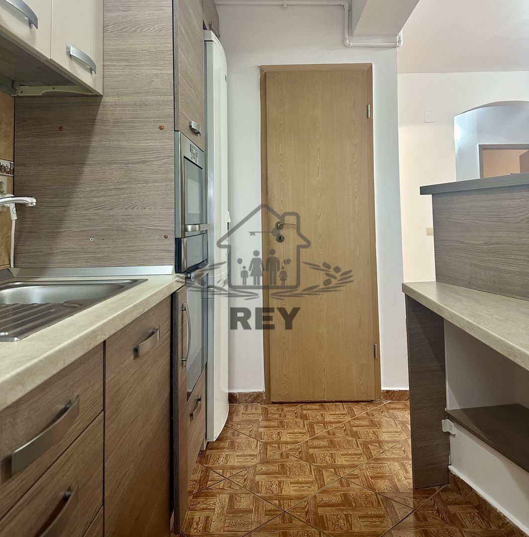 Apartament 4 camere cu garaj zona Strand- V.Aurie - Poză 24