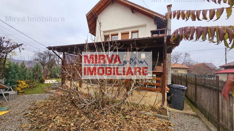 🏡 Vilă elegantă cu 6 camere – Bănești, zona Primăriei - Poză 76