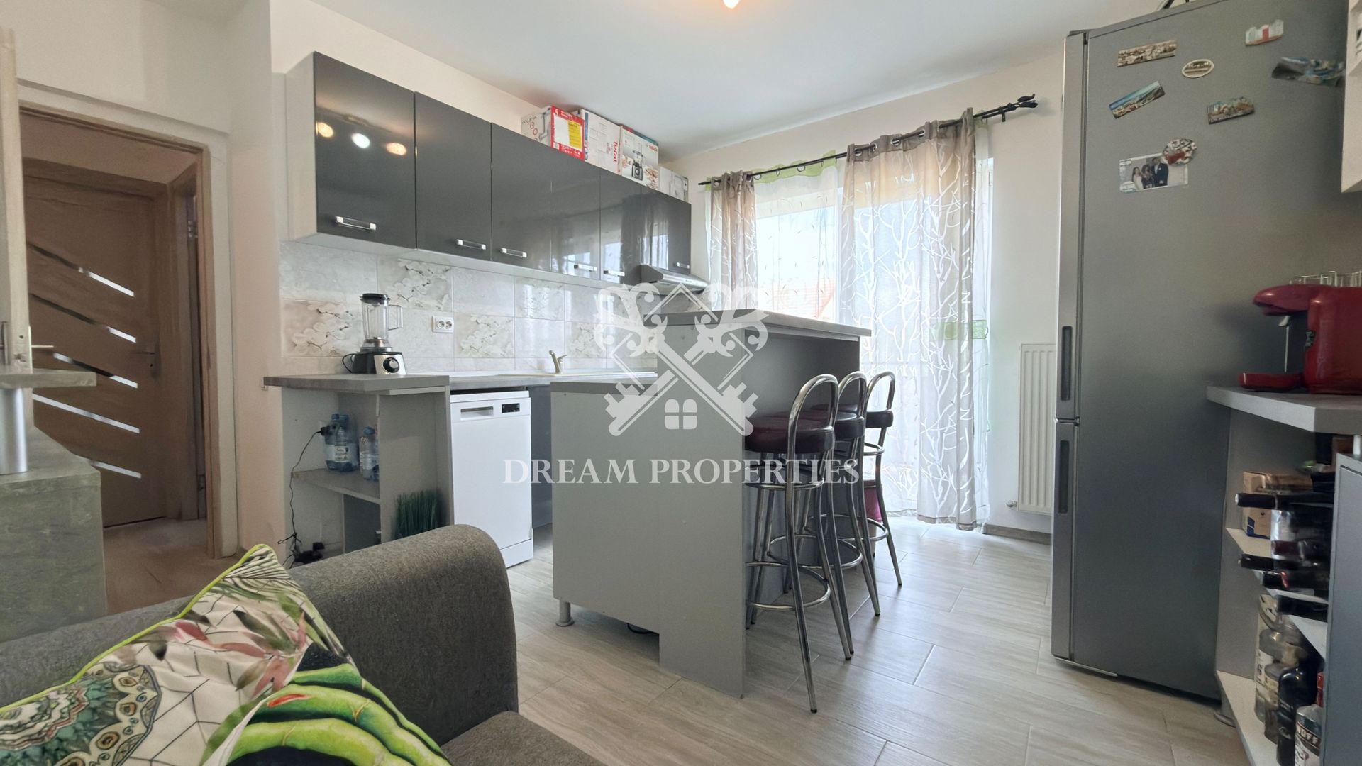 Casa tip duplex, 4 camere, 3 bai, teren 273 mp, Apahida-Sub Coasta - Poză 8