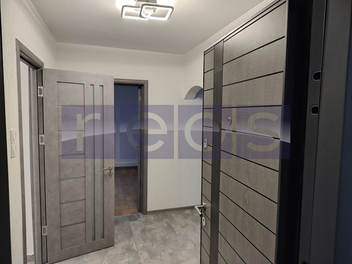 VANZARE 3 CAMERE I DECOMANDAT I TOTUL NOU I METROU I DRUMUL TABEREI - Poză 1