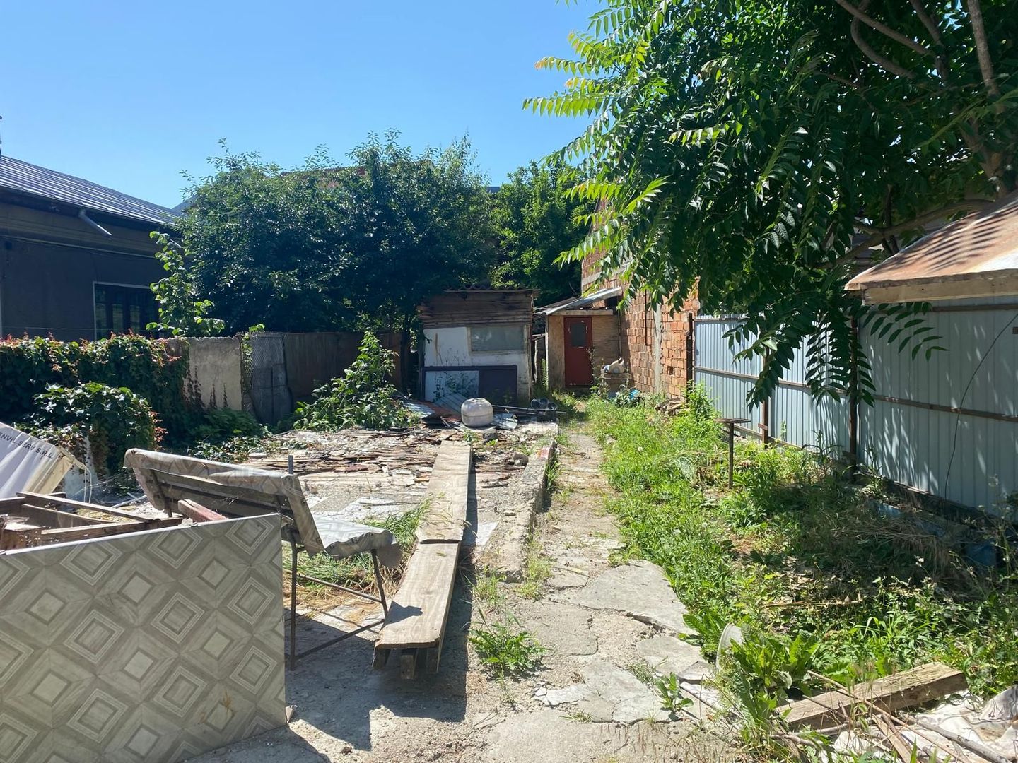 Vanzare casă bine poziționată – Târgoviște, strada Berzei - Poză 13