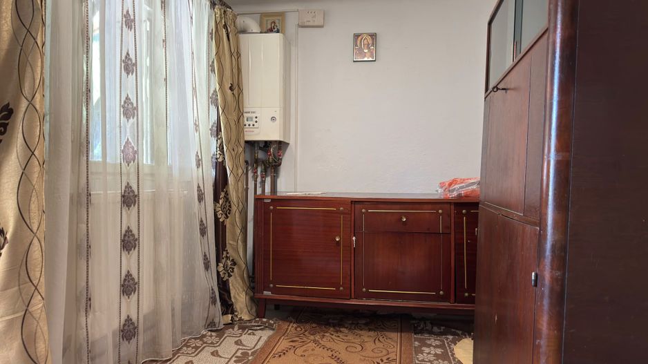 DE VANZARE GOSPODĂRIE CU POTENȚIAL ÎN BRĂNEȘTI, DÂMBOVIȚA - Poză 12