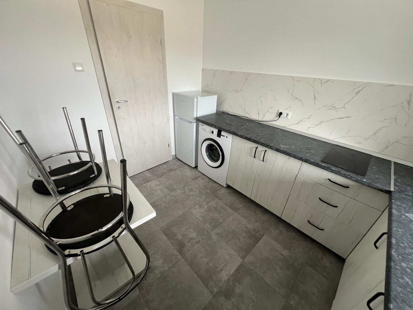 Cazare muncitori, regim hotelier. 375 E + TVA/lună. Comision 0 - Poză 4