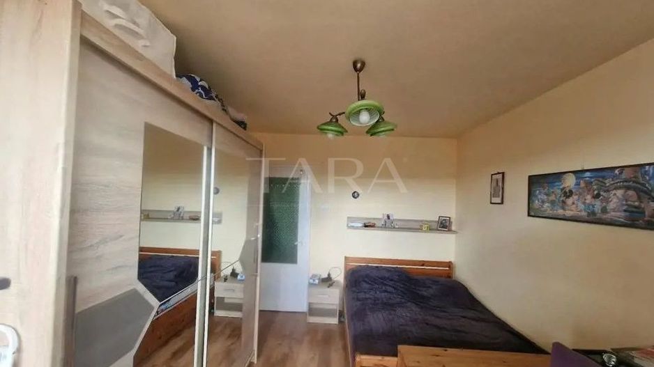 Apartament 3 camere Grigorescu. Locație excelentă, zona semoicentrala - Poză 1